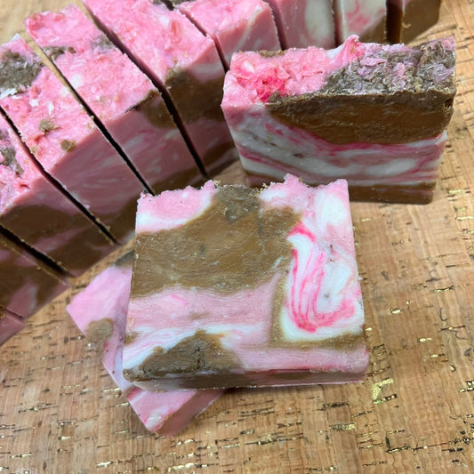 Feminine Cleansing Bar | Artisian Soap | Cream & Coco Skincare